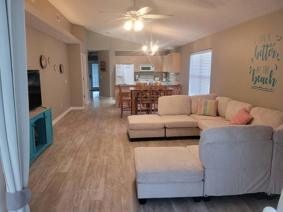 Sleeps 8 Holiday home Panama City Beach